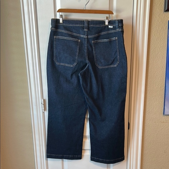 Daze Denim Dark Blue cropped Denim Jeans preppy academia varsity tailgate fall - Picture 3 of 3